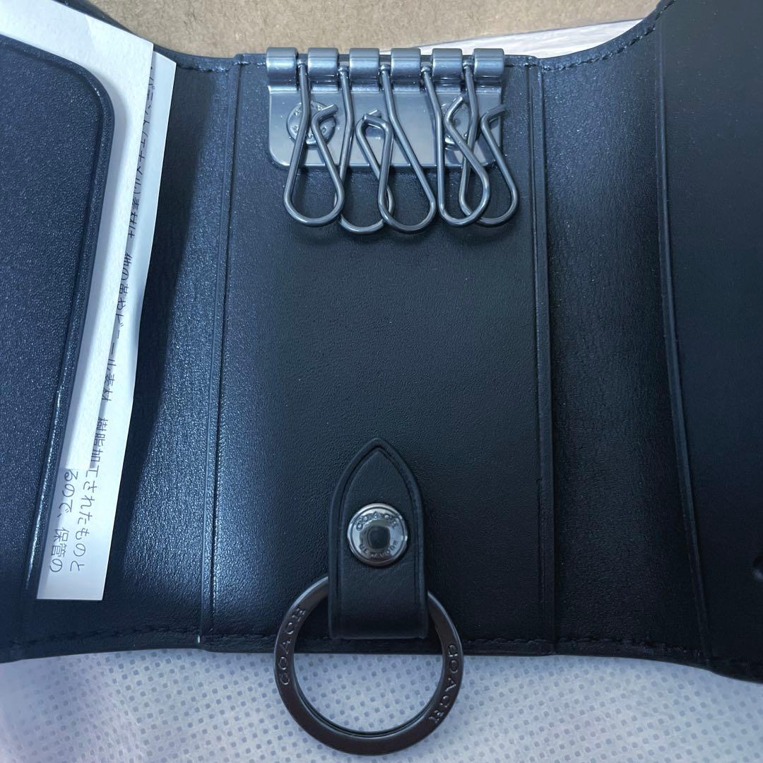【coach 新品⭐︎メンズ】ブラック/レザーキーケース /エンボス加工/紙袋付