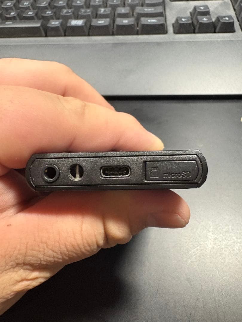 SONY NW-a306 ウォークマン　ぼっち•ざ•ろっく仕様（壁紙付き）