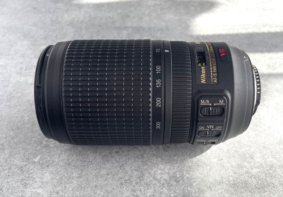 ★極上品★ニコン AF-S 70-300mm f4.5-5.6 G ED VR