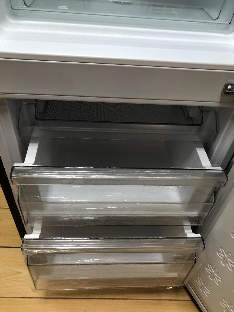 美品 Haier 2023年製148L 冷蔵庫 シルバー　750841-1-