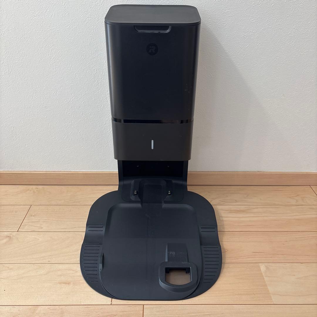 iRobot ルンバi7+（Roomba i7+）本体　クリーンベース　初期化済