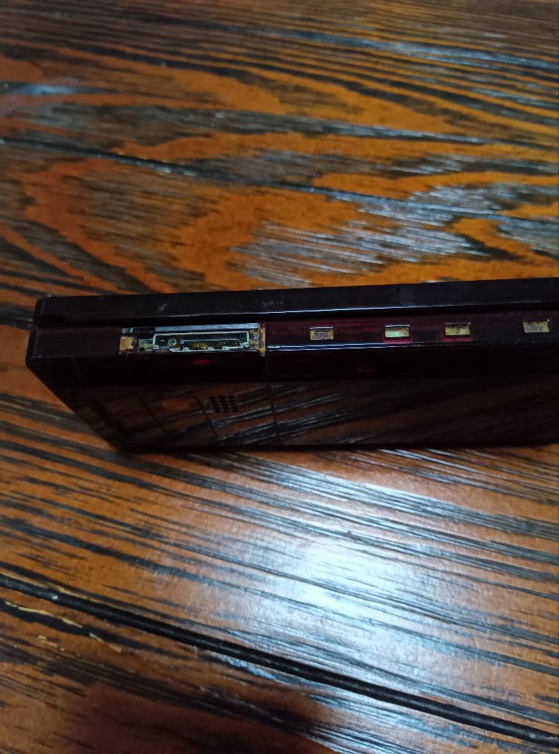 ガラケー　iida xray レッド　充電ケーブル付き