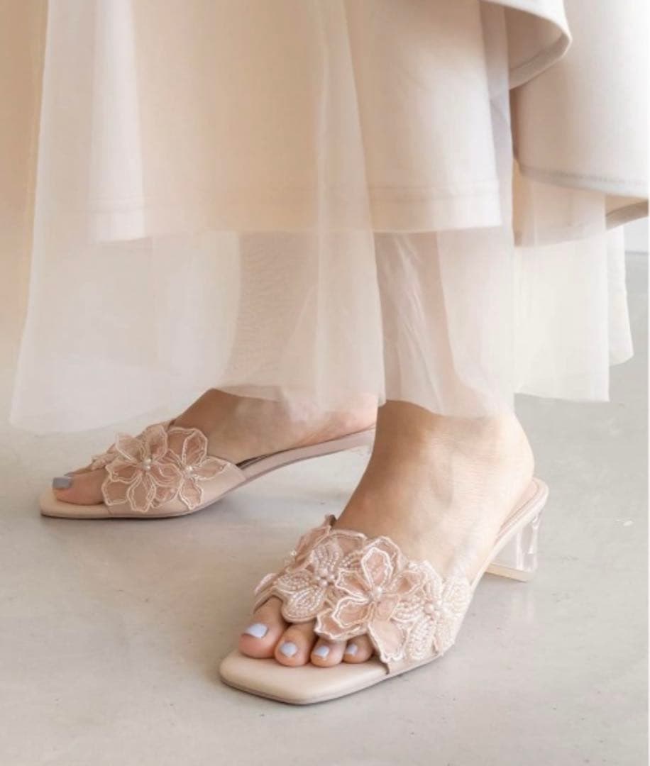 【新品未使用】RANDA フラワー×ビーズ ミュールサンダル M ピンクベージュ