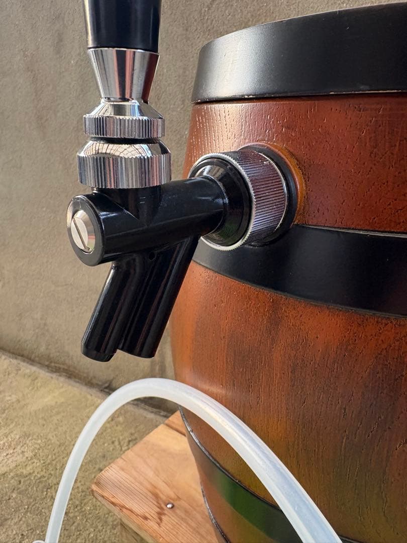 サッポロ SAPPORO ビヤ樽くん 氷冷式 木樽型ビールサーバー