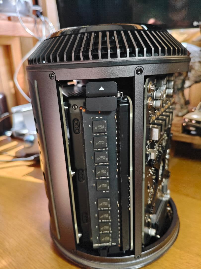マ*ク様 Mac Pro 2013 CPU12コア メモリ増設 送料込み