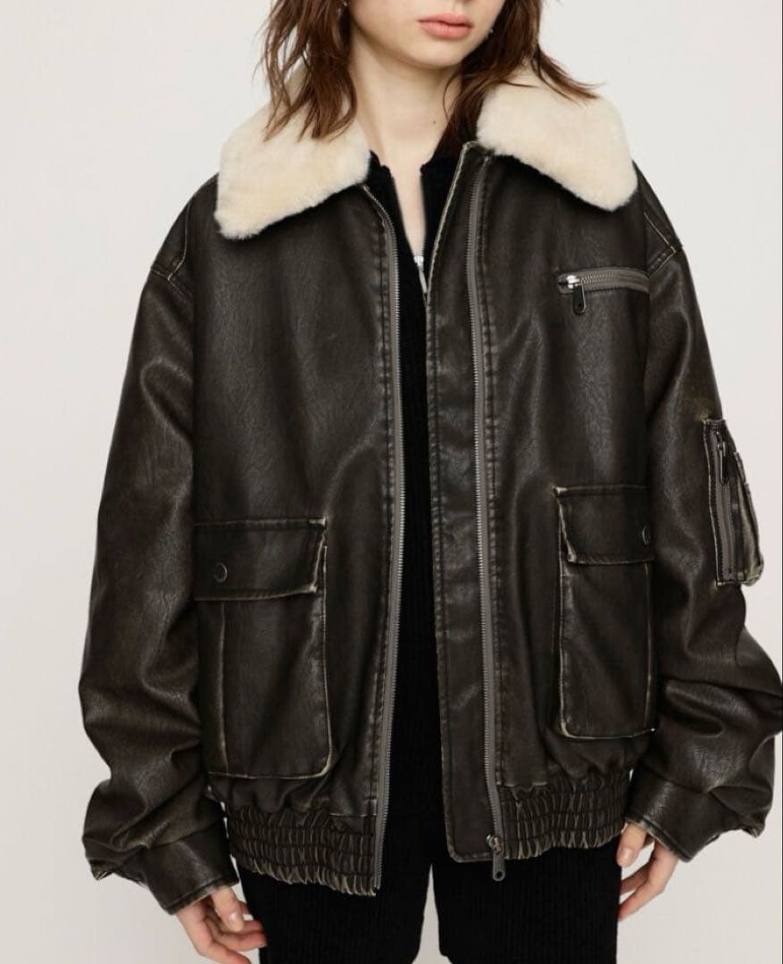 SLY ボア襟付きレザージャケット ブルゾン