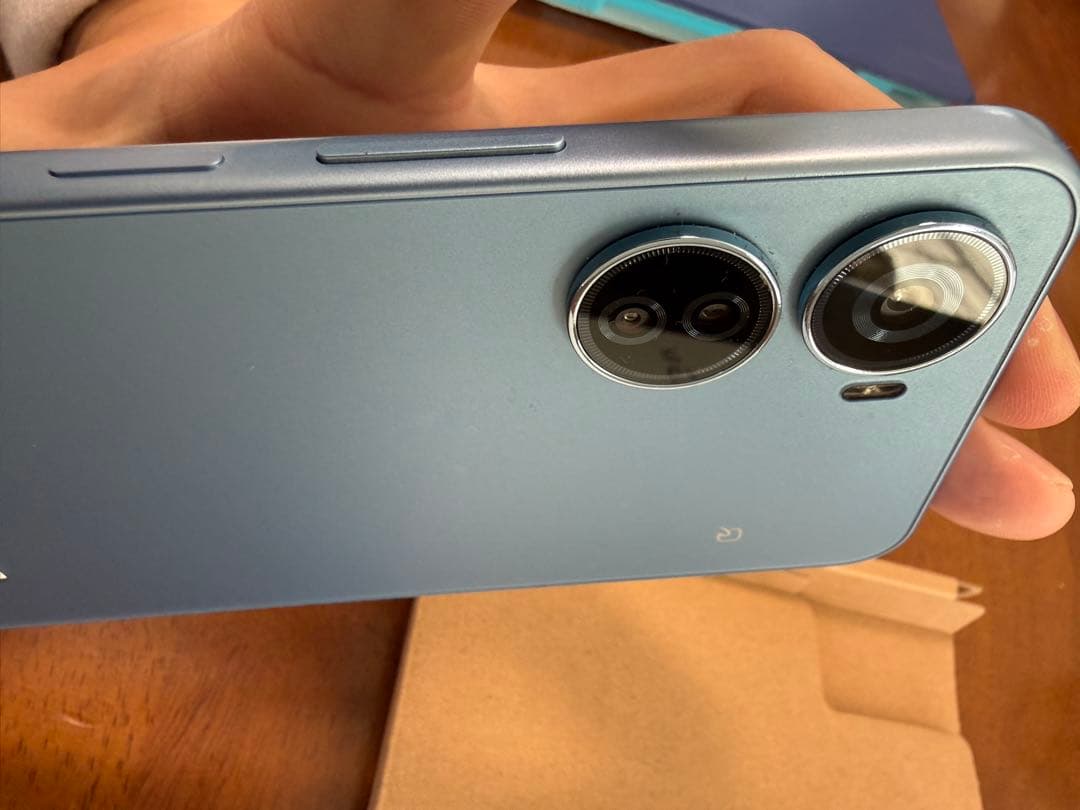 Libero 5G IV A302ZT ライトブルー スマホ本体