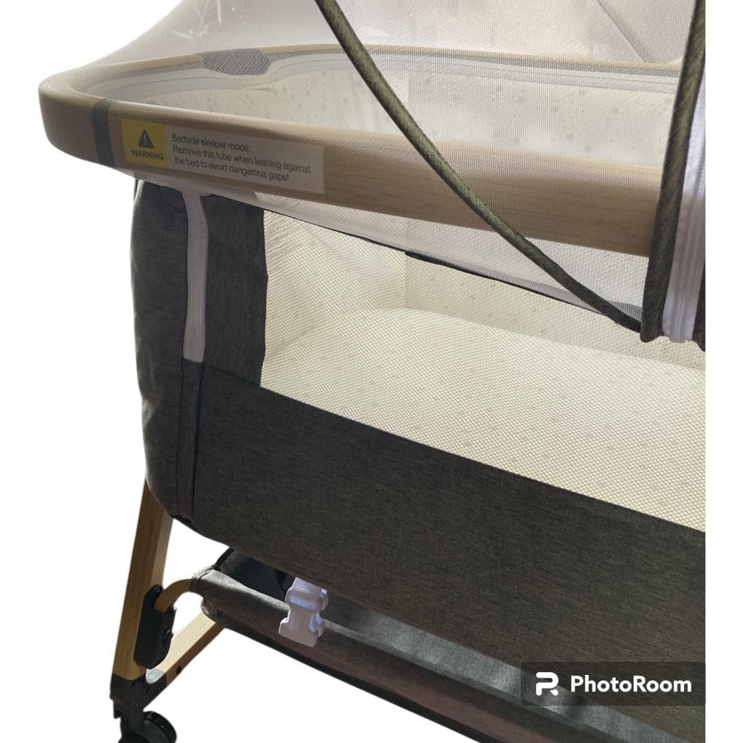 A-1171添い寝ベビーベッド キャスター・蚊帳付き 持ち運び可能