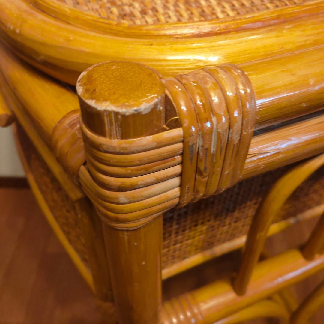 ラタンドレッサー