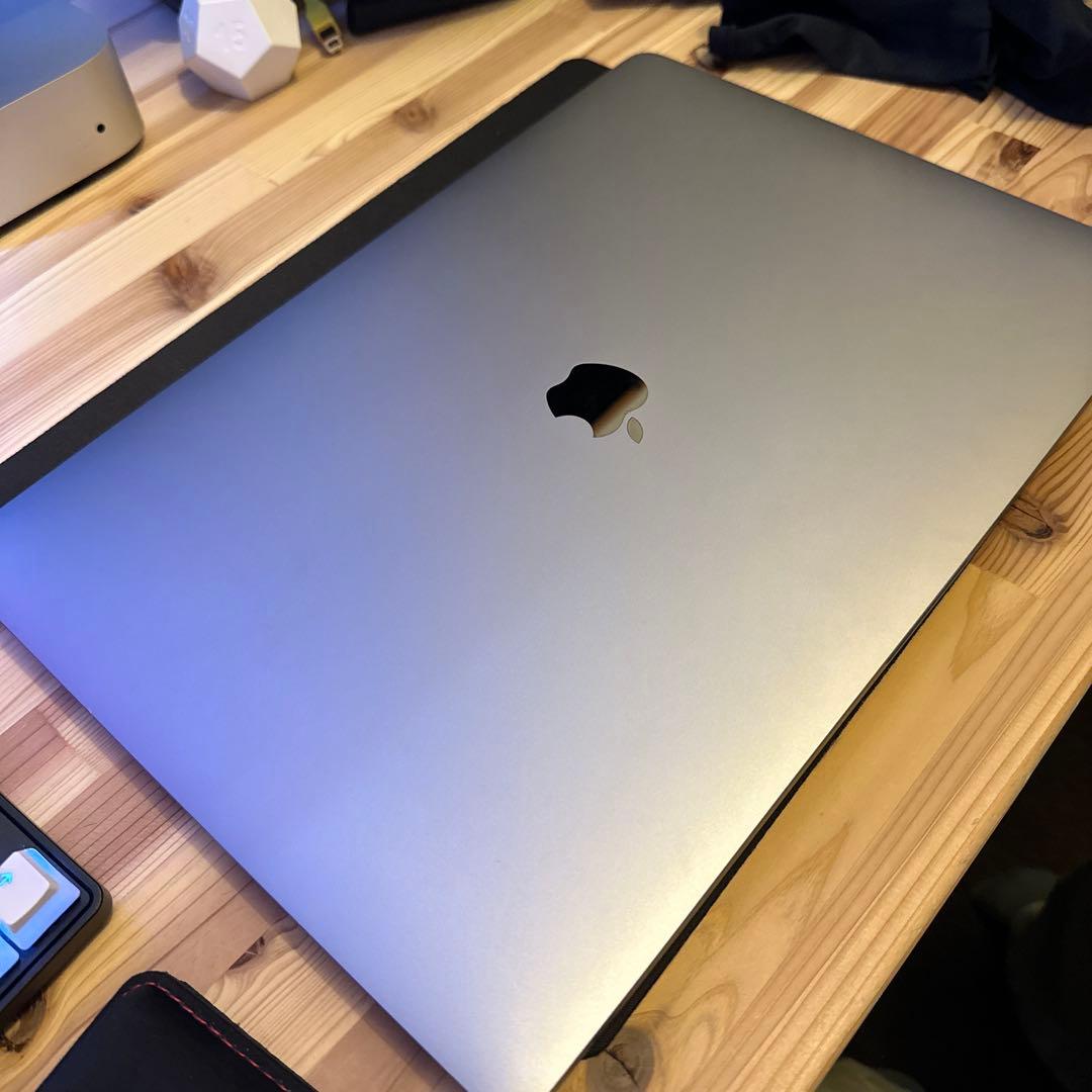 MacBook Pro 16インチ　充電池状態◎