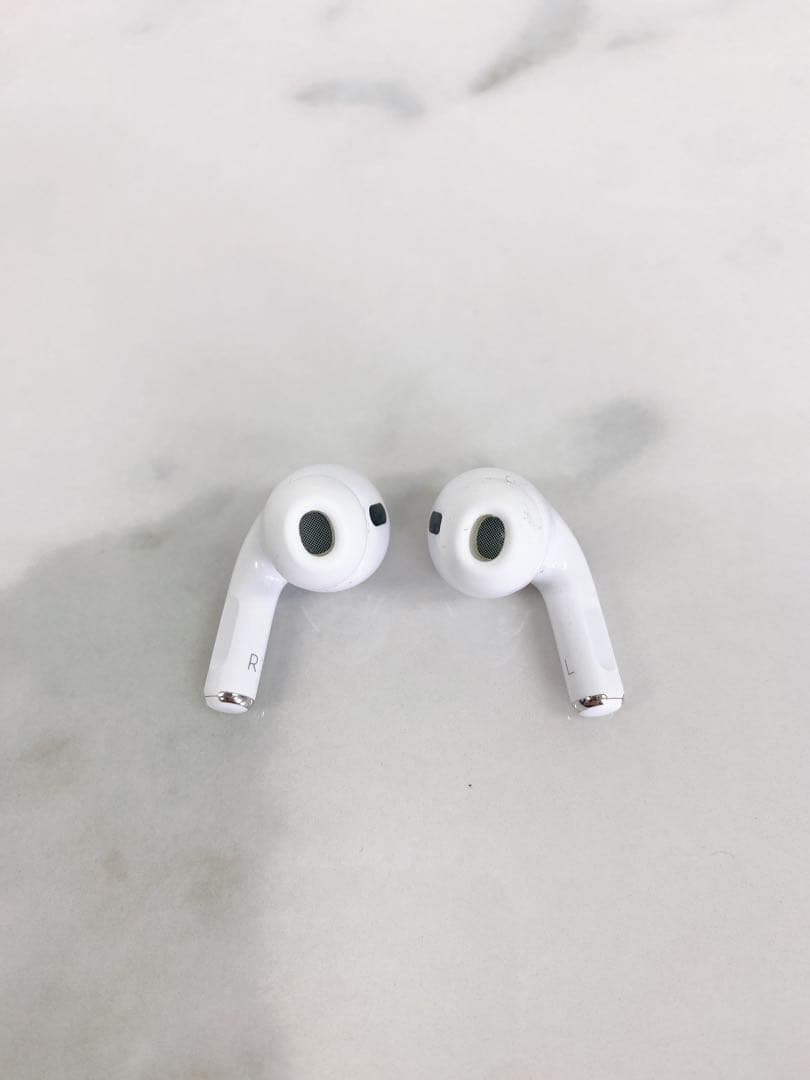 ＊AirPodsPro 第二世代（USB-C）A3047 3048右耳 左耳2個