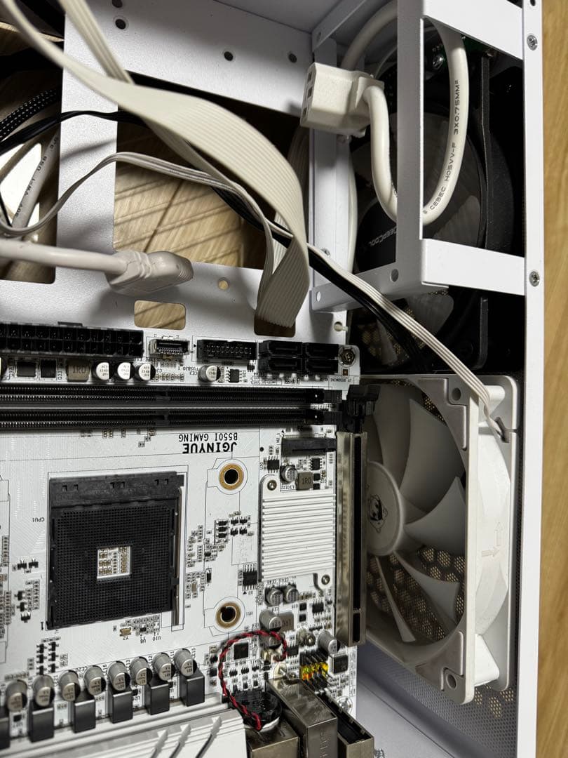 ITX PCケース　B550i マザーボードセット