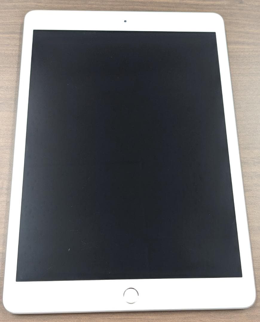 【正常動作品】iPad 第8世代 32GBシルバー WiFi MYLA2J/A