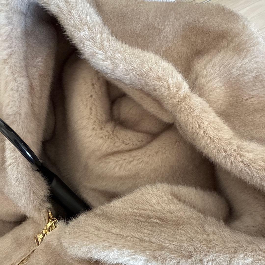 mal.レレレさん⭐︎パシオーネ⭐︎ROBEエコファーベスト！今期新品