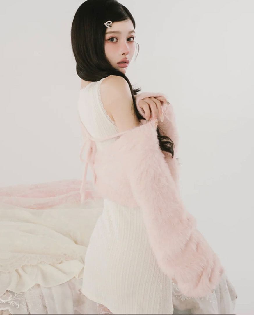 ダーリッチ【新品】ケーブルニットソーセットミニワンピース　IVO/フリーサイズ