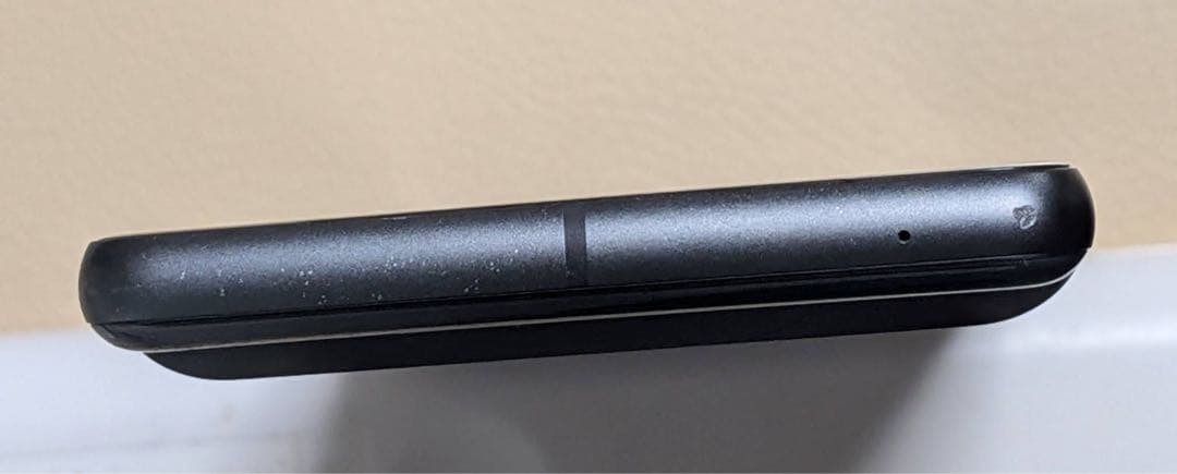 スマートフォン　Google Pixel 7a カラー　チャコール