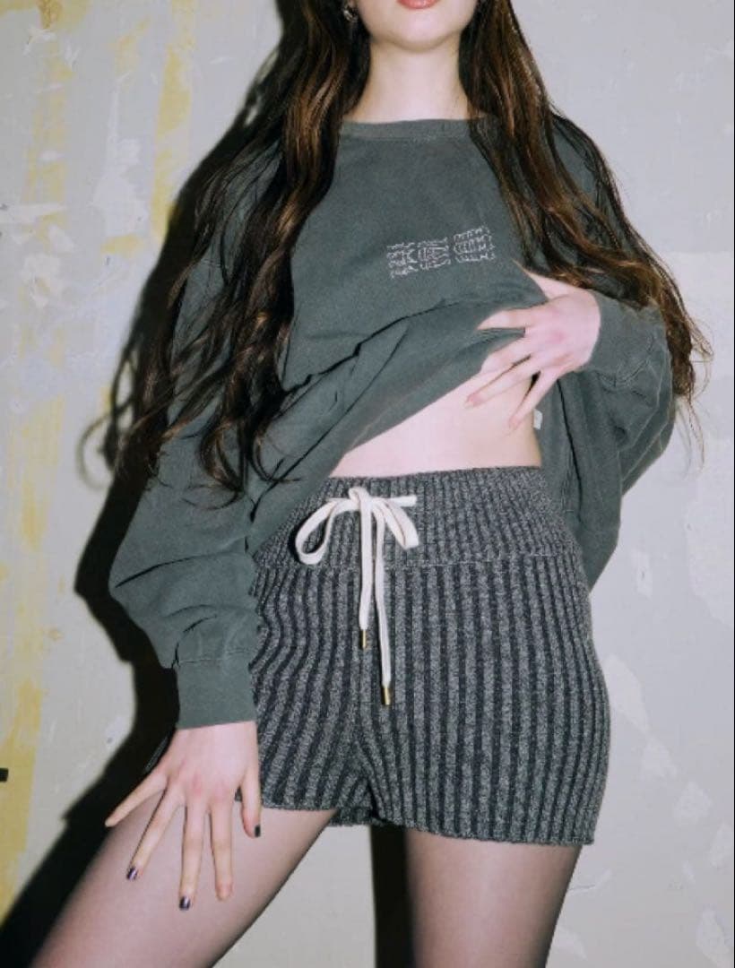 完売ヘザーグレー　JUEMIニットパンツContrast Knit Shorts