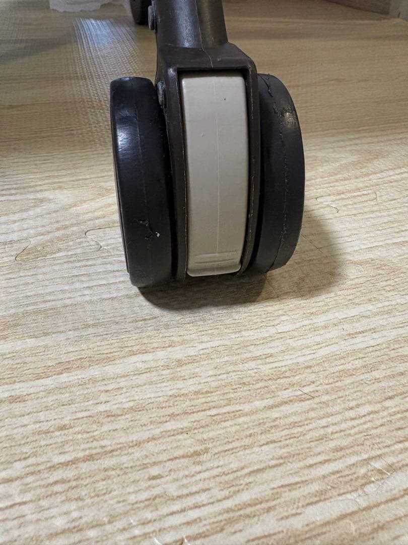 Combi ネムリラ オートスウィング　AUTO SWING トイザらス限定