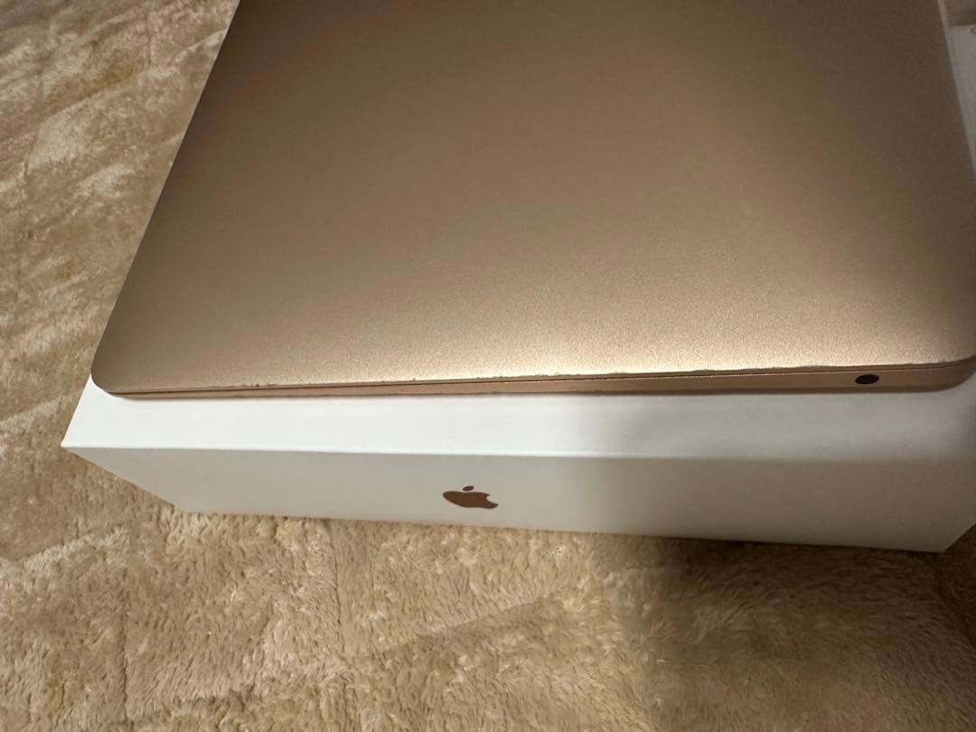 Apple MacBook Air ゴールド 13インチ 256GB 2019