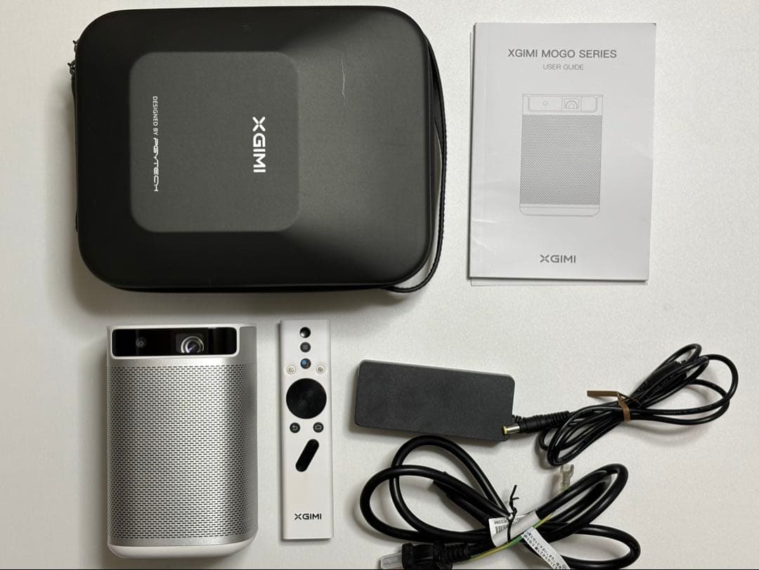 XGIMI Mogo Series/プロジェクター一式/専用ケース付き