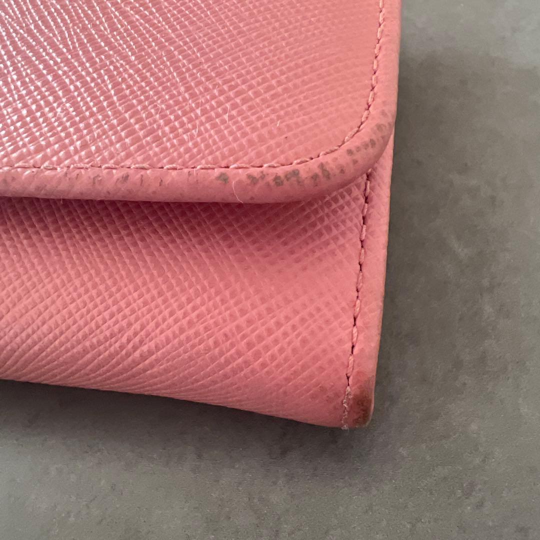 プラダ　長財布　ピンク