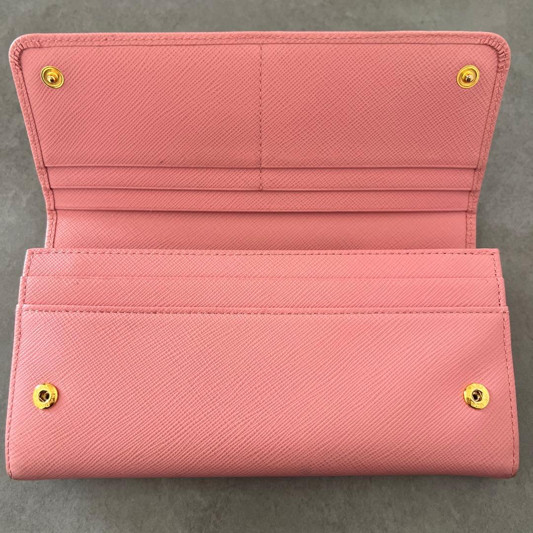 プラダ　長財布　ピンク