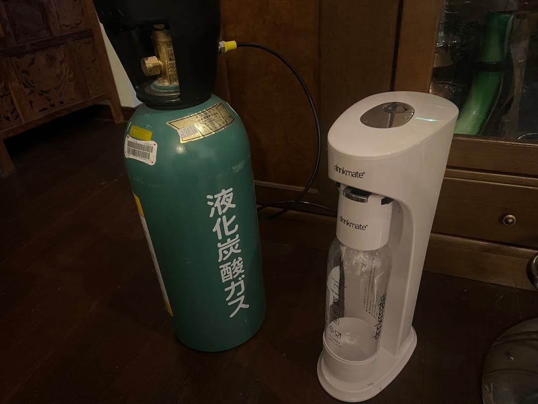 炭酸　ドリンクメイト　無限炭酸補充　炭酸水　作れます　炭酸ボンベ付き