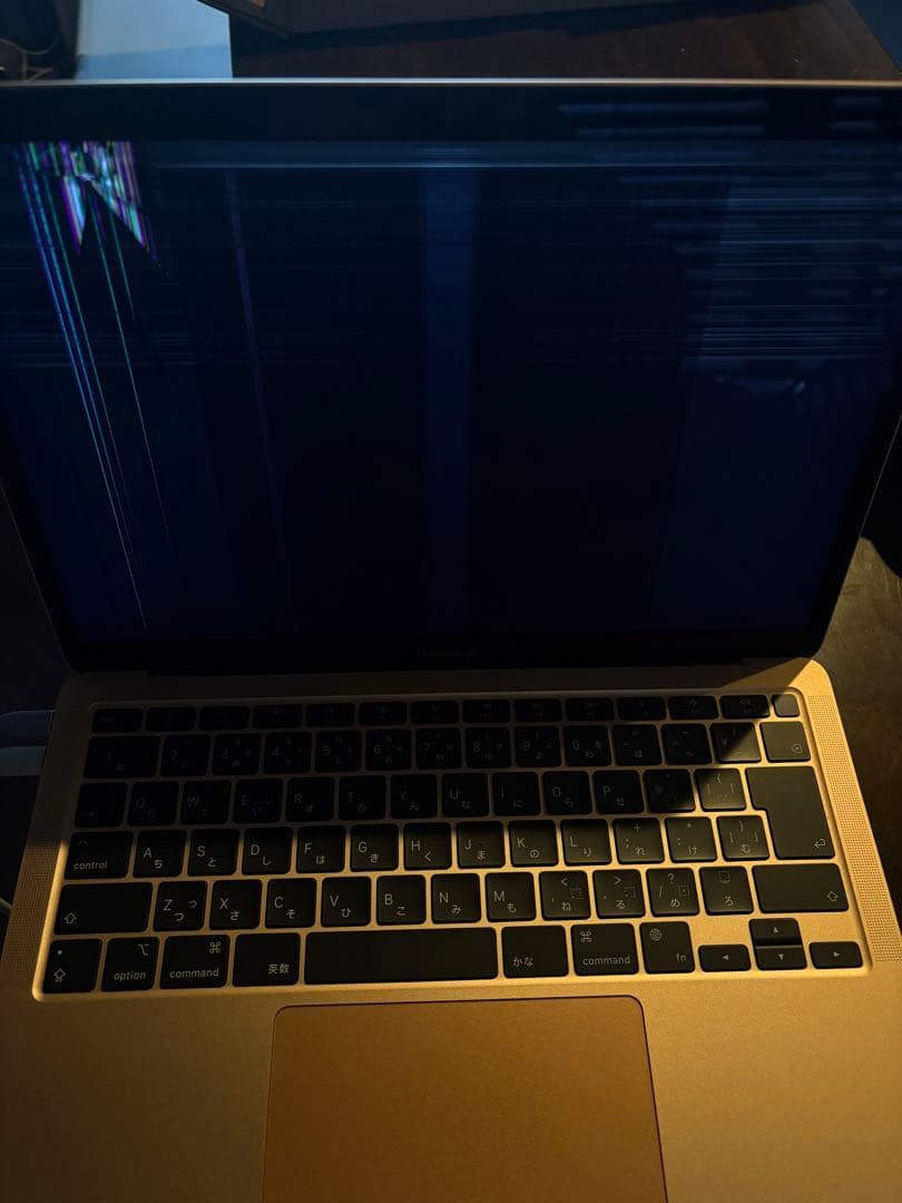 【ジャンク品】MacBook Air 2020／M1／8GB 液晶損傷