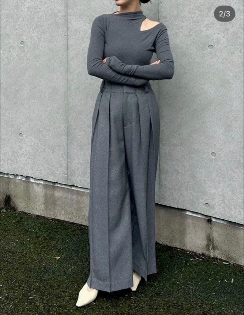 最終値下げCygne ハイウエストタックワイドパンツ Lara