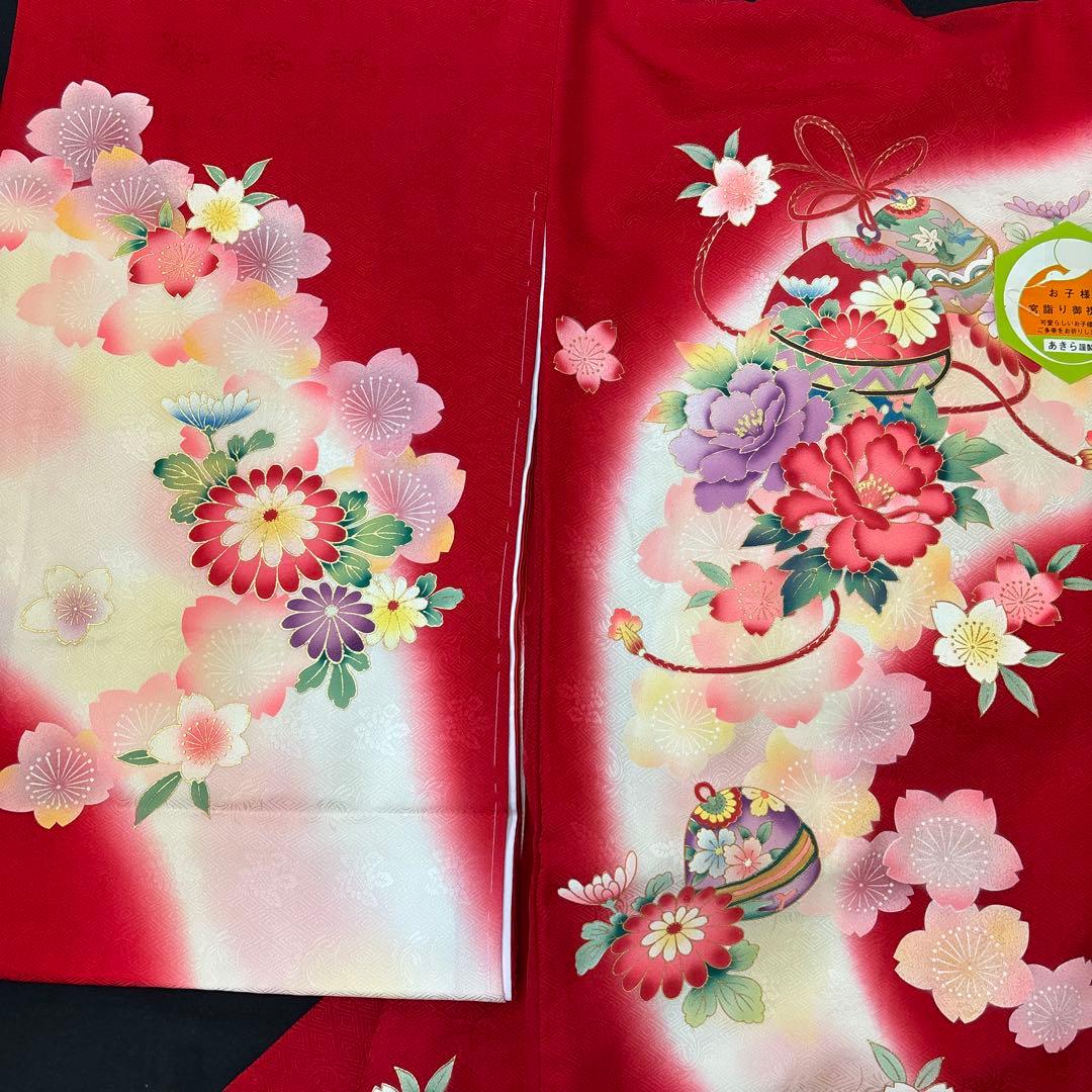 新品☆最高級正絹産着（祝着）特選京友禅美術特選染古典豪華四季花鈴文　仕付け糸付き