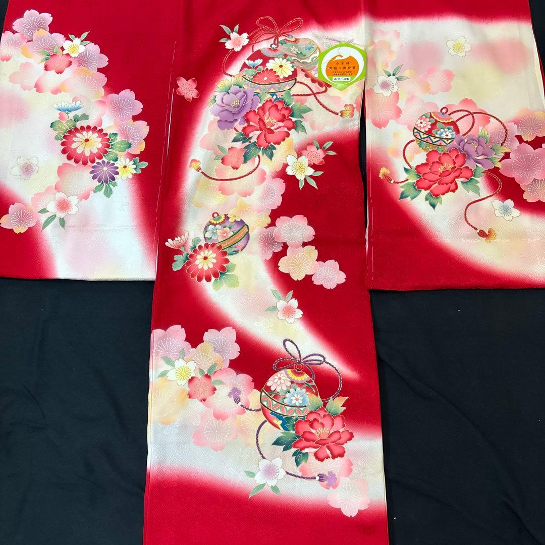 新品☆最高級正絹産着（祝着）特選京友禅美術特選染古典豪華四季花鈴文　仕付け糸付き