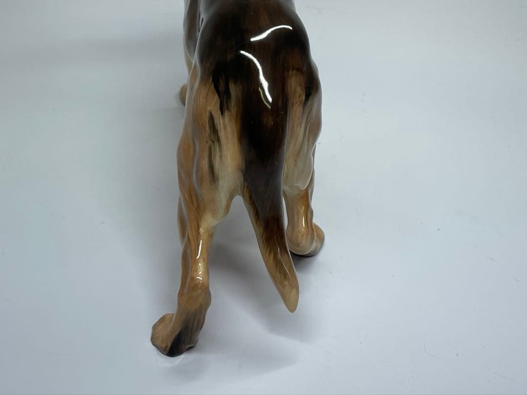 ロイヤルドルトン   シェパード 陶器　犬