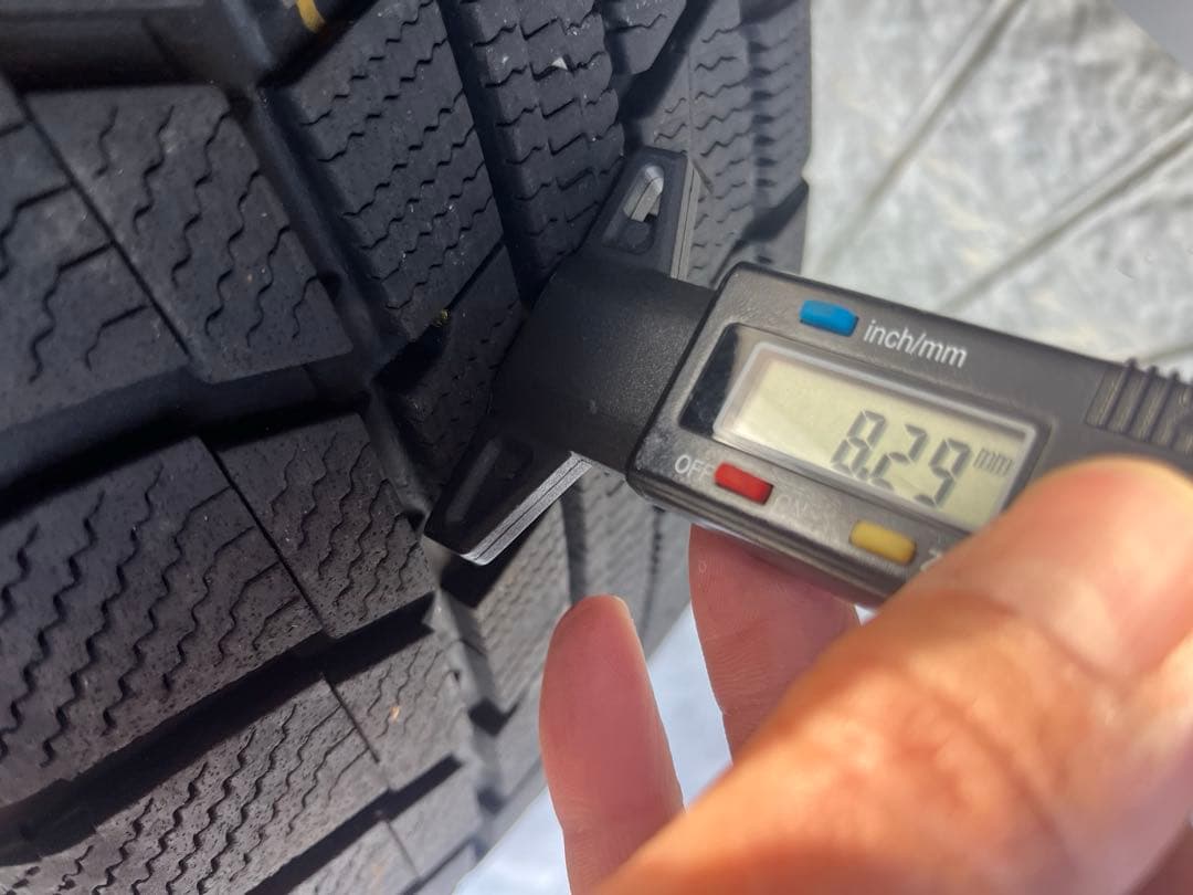 イポリテ①2024年製スタッドレスアルミ1本