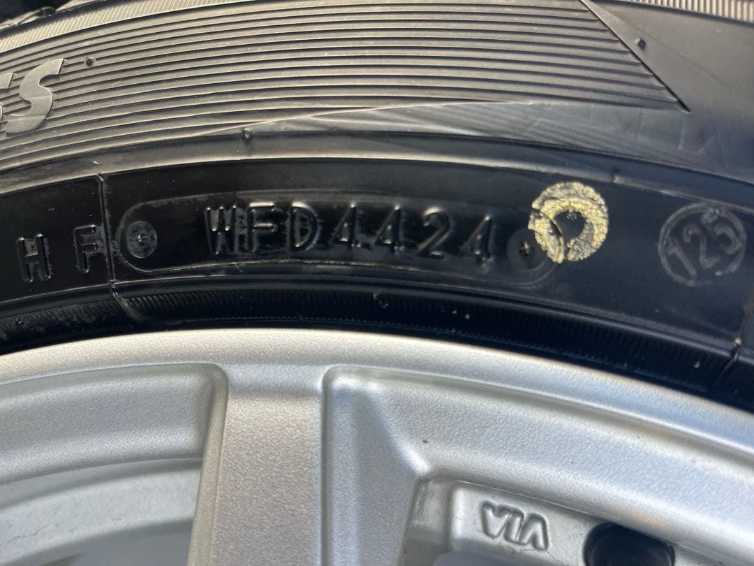 イポリテ①2024年製スタッドレスアルミ1本