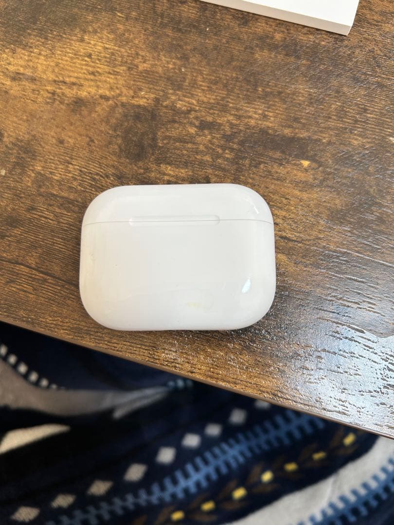 Apple AirPods Pro 3 本体 白色