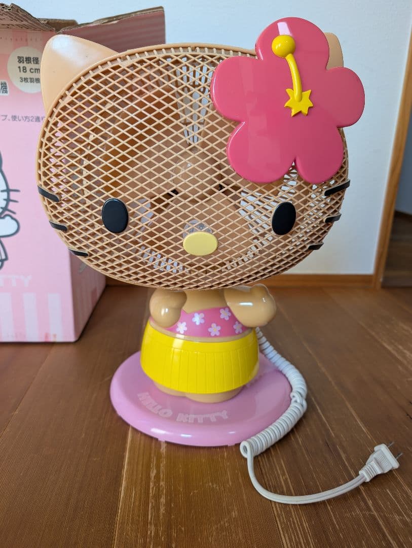 ハローキティ クリップ＆パーソナル扇風機 DPM-185KT