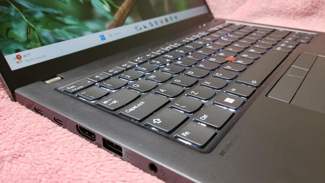 レノボ ThinkPad T14s Gen 4 + i7 + NVMe 4.0