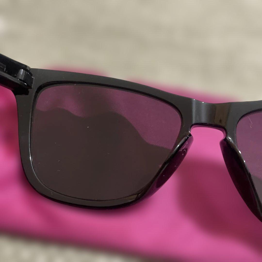 OAKLEY ブラック レンズ サングラス