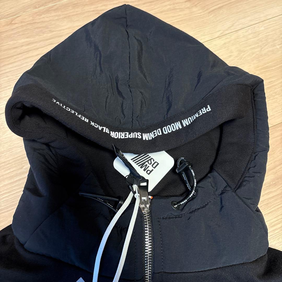 P.M.D.S. メンズパーカー　M 新品、タグ付き