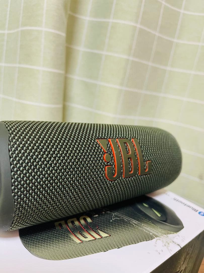 [良品] JBL FLIP6 ワイヤレススピーカー