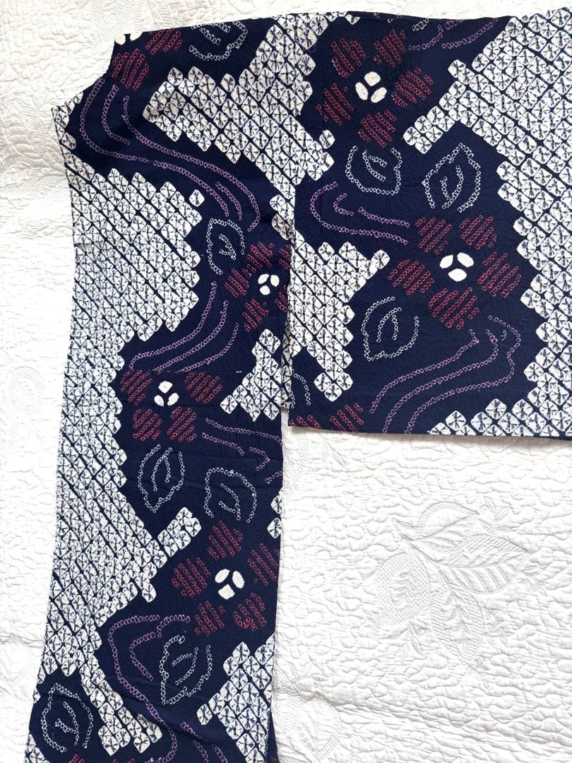 粋な大人の浴衣 高身長の方にも ◆ 有松絞り 流水花文 紫が効いたお洒落な色調