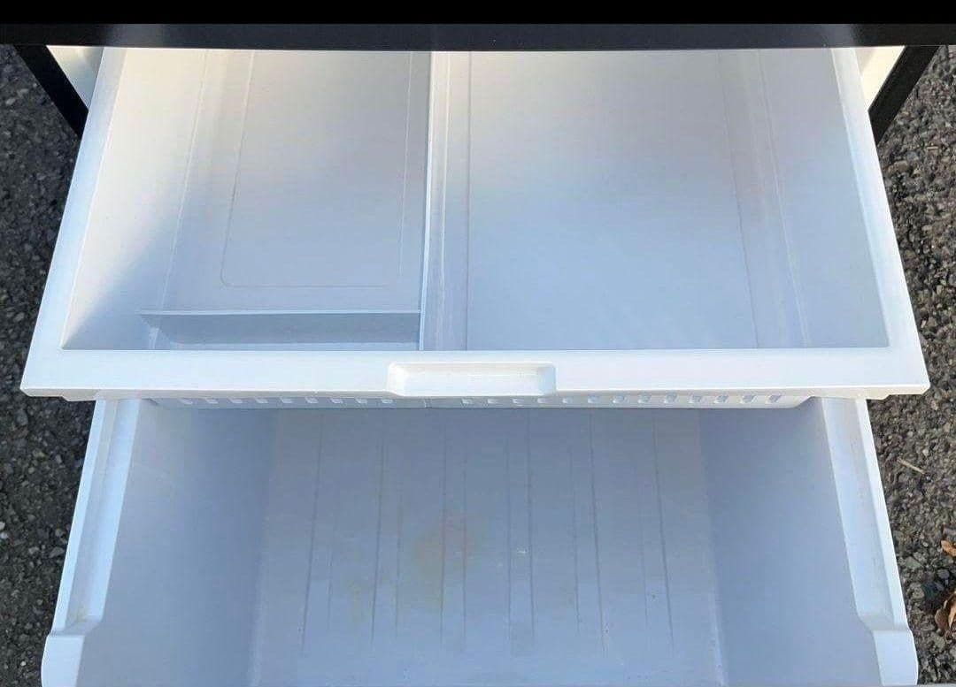 ハイアール大型3ドア冷凍冷蔵庫　286L 自動霜取り機能付き　2022年製