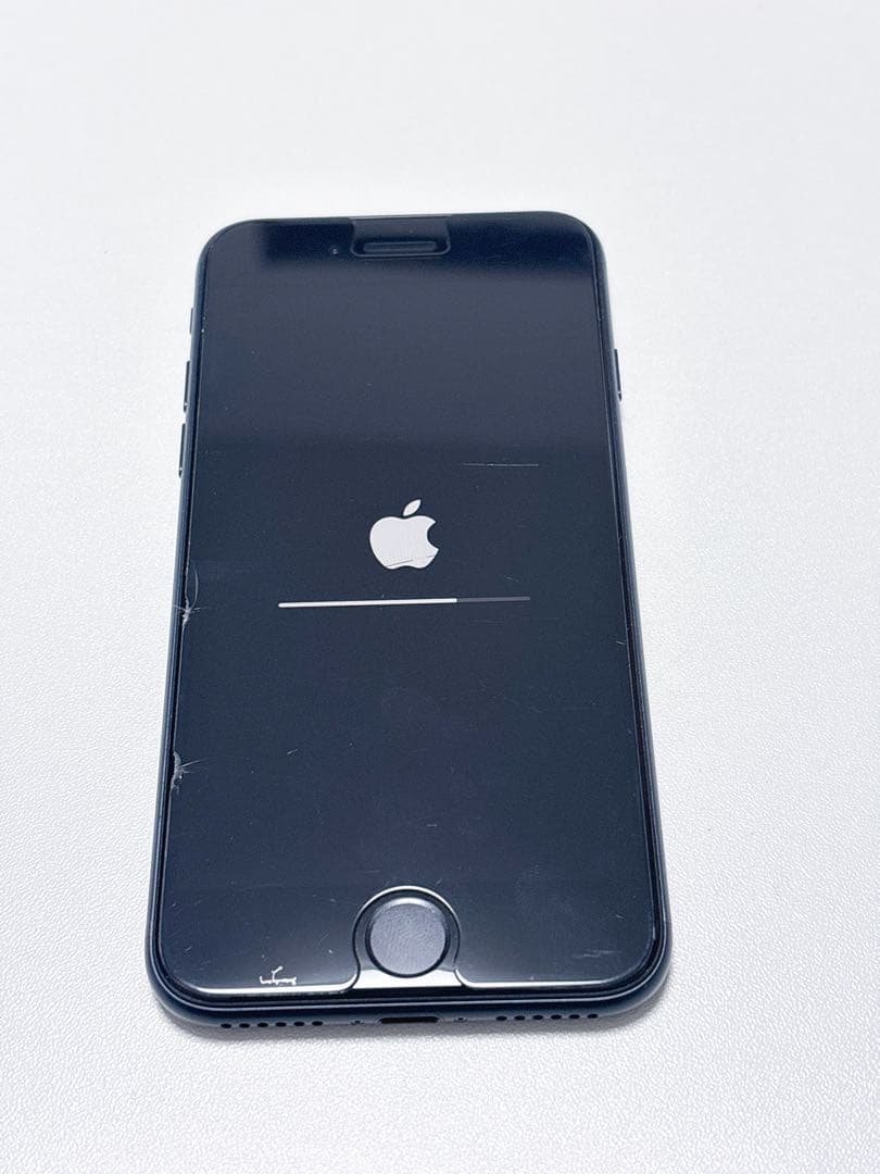 iPhone SE 64GB SIMフリー バッテリー100%初期化済