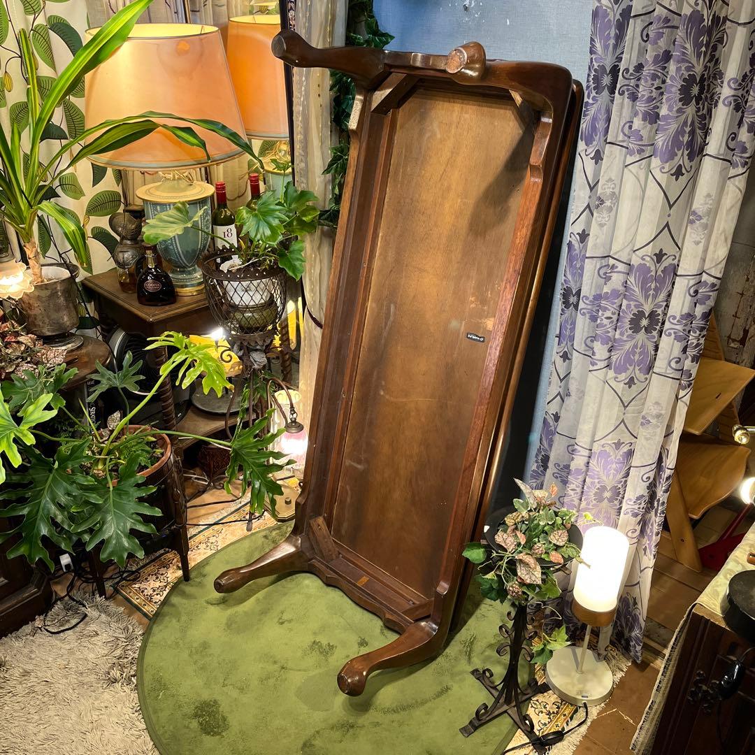 オールド　マルニ　ヴィンテージ 地中海　　猫脚リビングテーブル