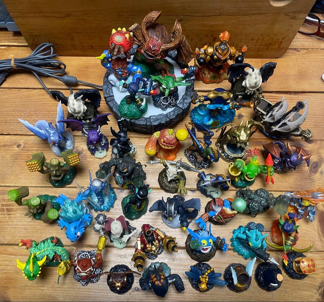 スカイランダーズ 42 個 とポータル1個