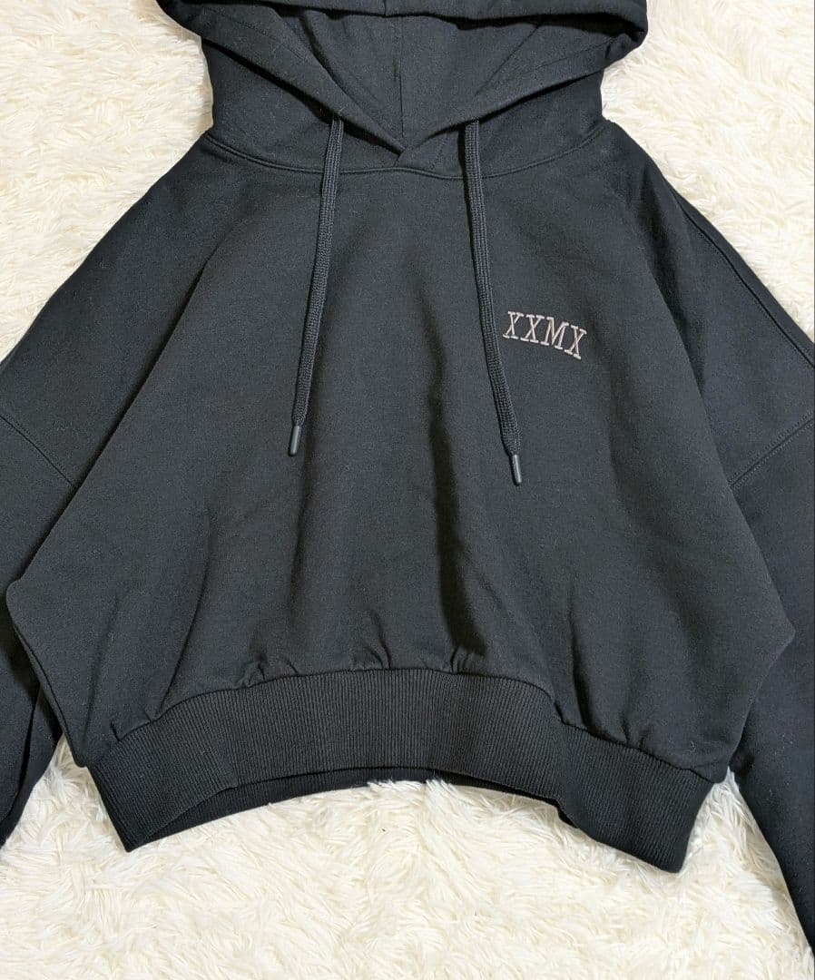 ​XEXYMIX ゼクシィミックス クロップド フーディー 裏起毛 ブラック