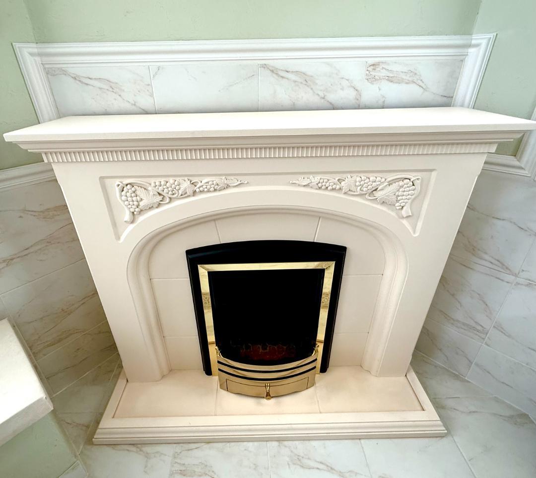 1点限り【美品】マントルピース 電気暖炉 擬似炎ヒーター付 石炭＆交換ランプ付