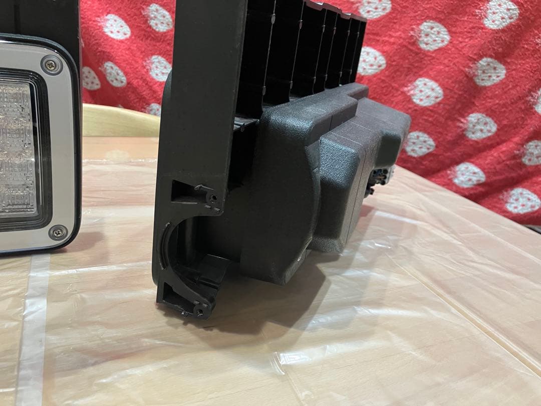 小糸　日野純正LED テールランプ