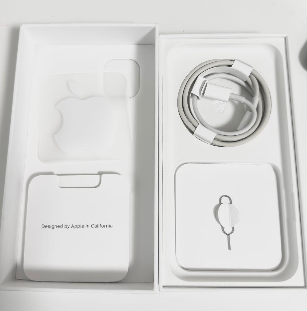 【完品】iPhone 11 ミントグリーン64GB SIMフリー 本体