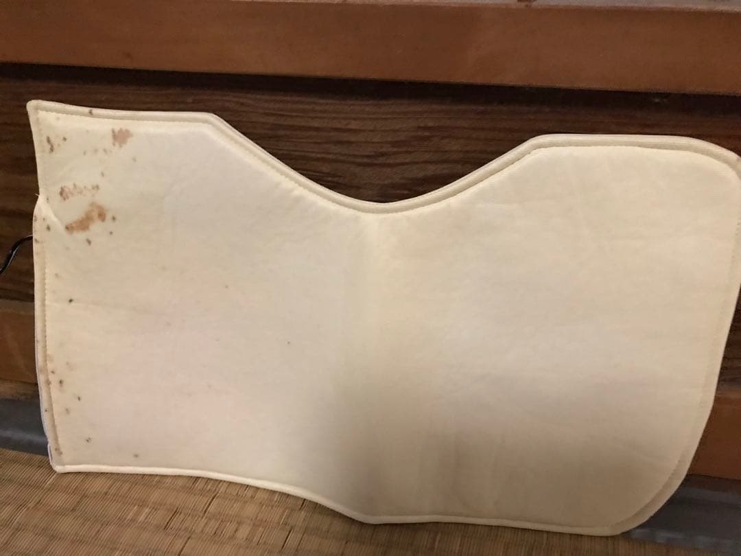 遠赤外線温熱ベルト　パーマクリストとヒマシ油冊子(本体のビニール部にシミあり)